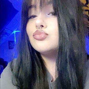 Meet your Posher, Sophia